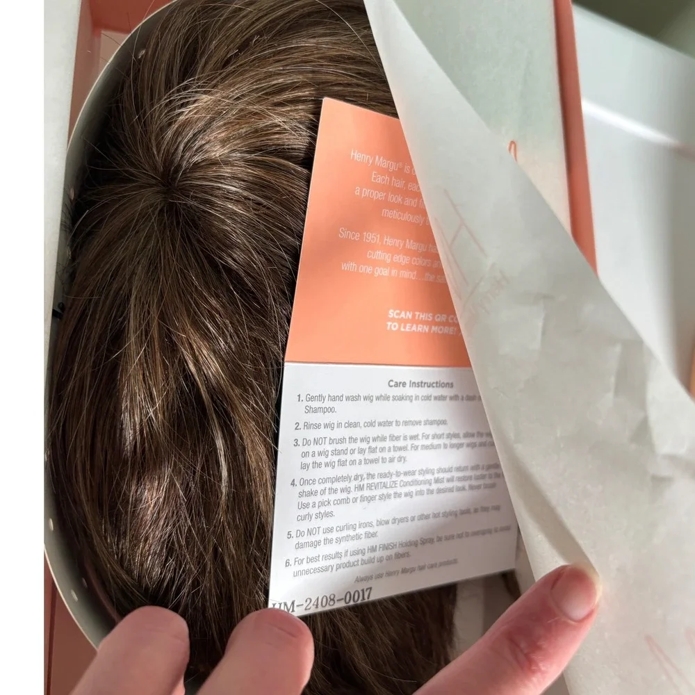 Henry Margu Petite Faith Synthetic Wig 8/14H Brown NWT Pixie‎ Cut